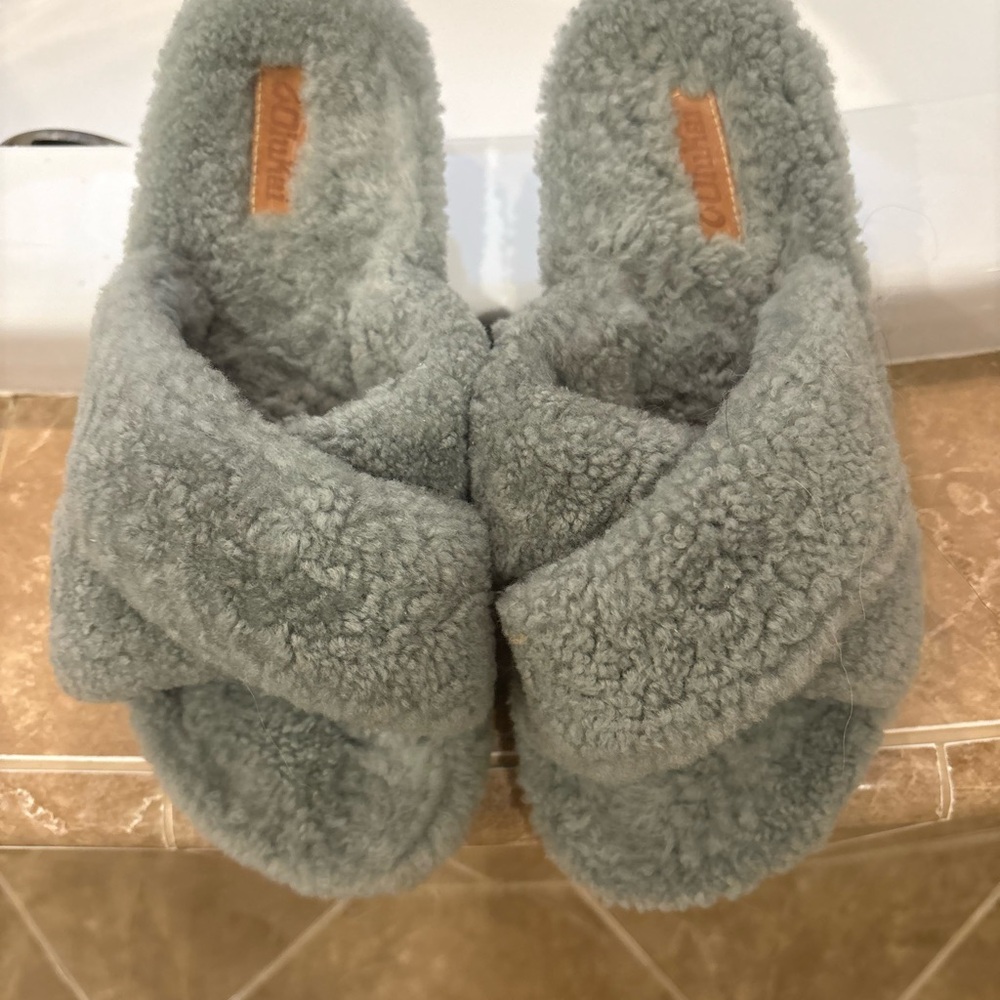 OluKai Plush Gray Slippers